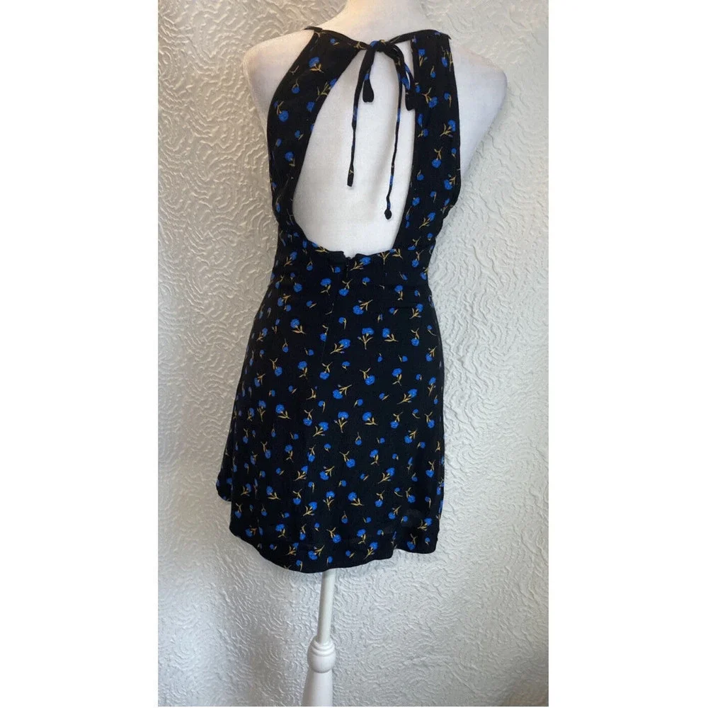Urban Outfitters UO Mabel Black Blue Floral High-Neck Empire Mini Dress Size 0